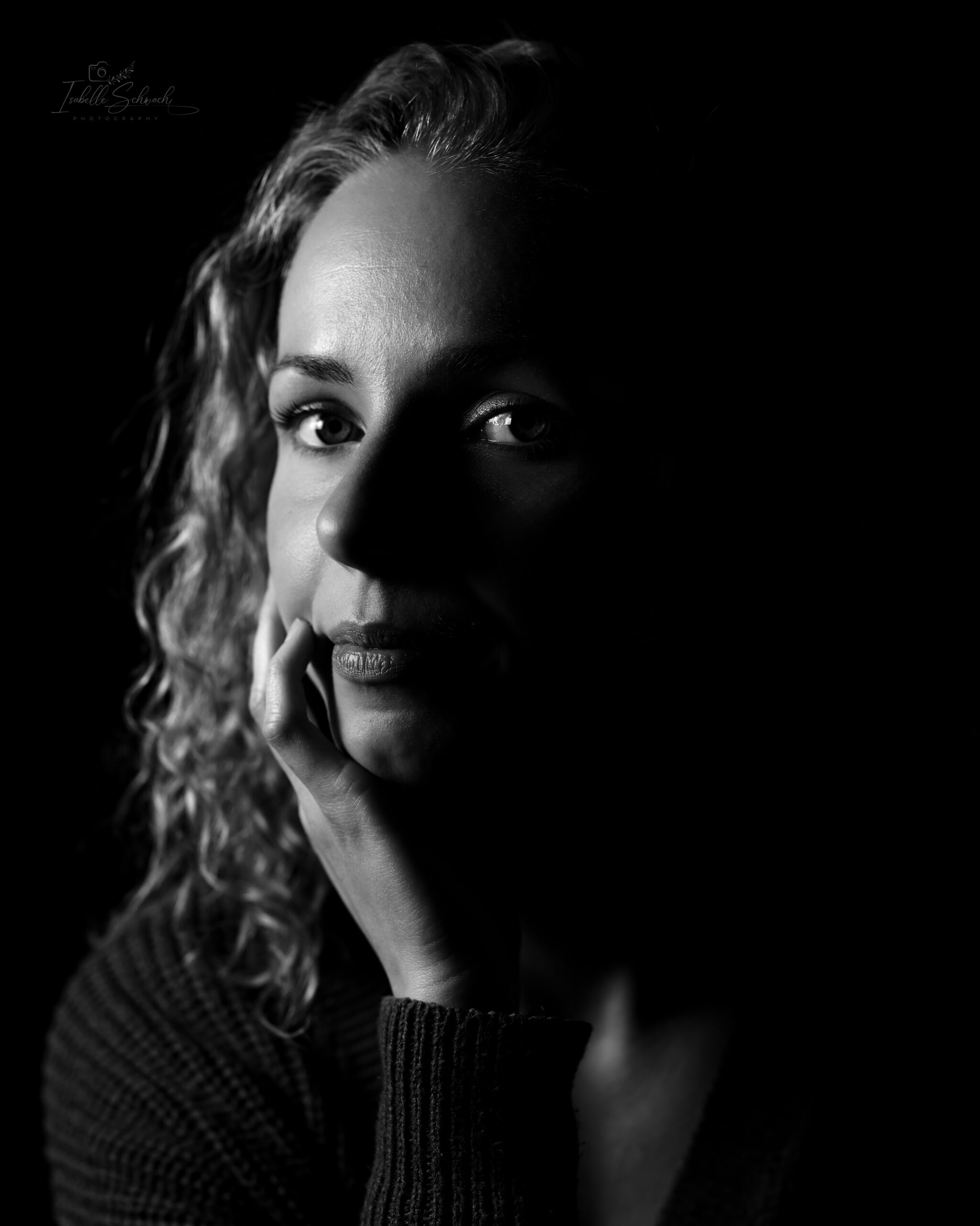 blond woman blackandwhite photography